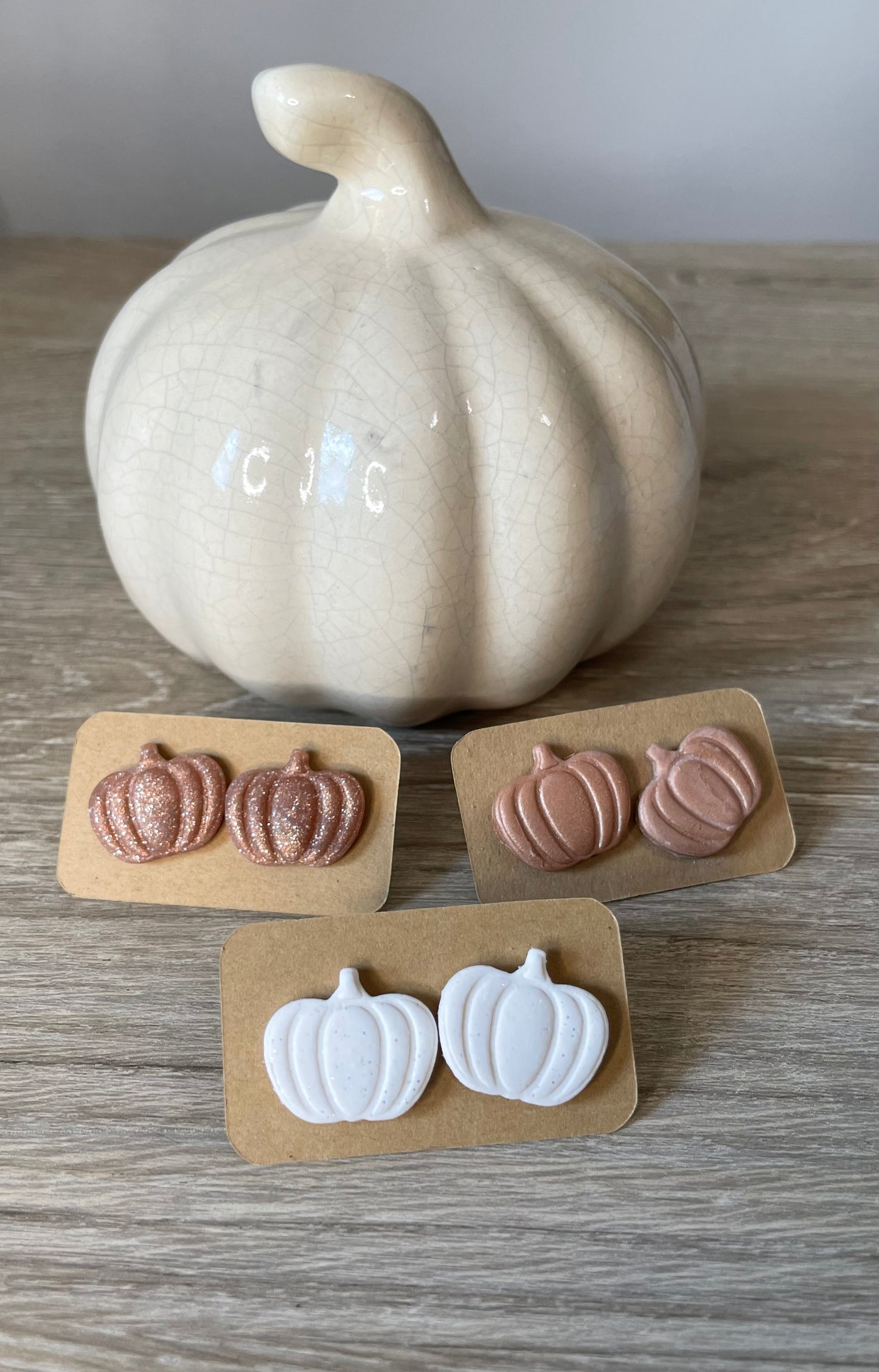 Pumpkin Stud
