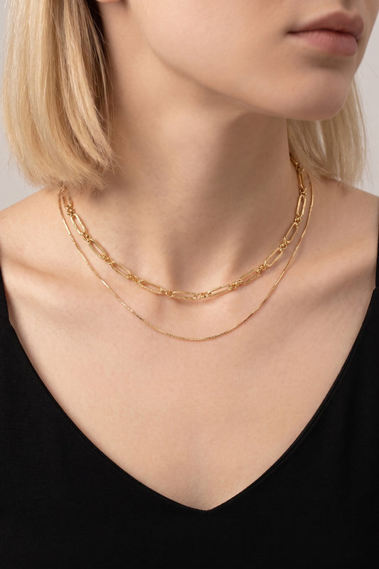 2 NECKLACES SET