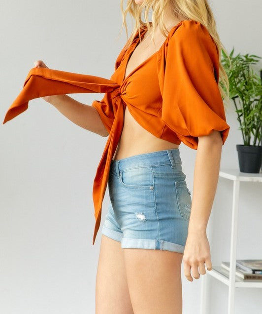 V TIE TOP